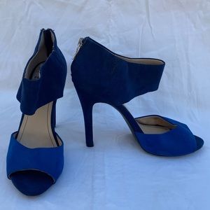 🌺BCBGeneration Sexy Blue Heels